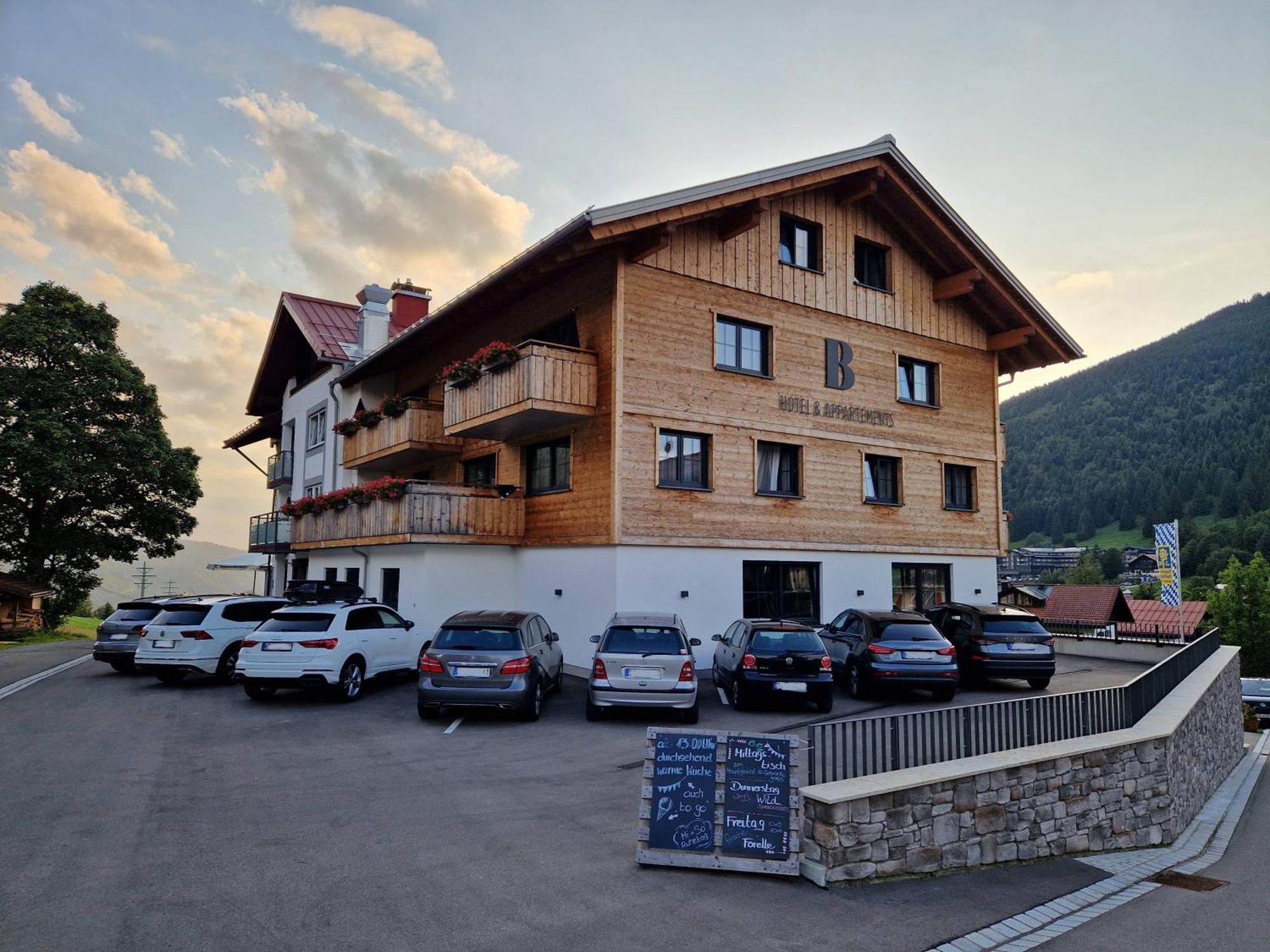 Bergzeit - Hotel & Appartements Oberjoch Exterior photo